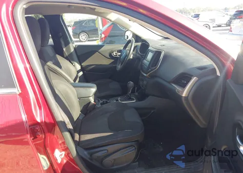 2015 Jeep Cherokee Latitude z USA, uszkodzony, nr VIN 1C4PJMCBXFW664229